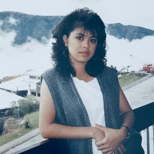 Meet your Posher, Lea